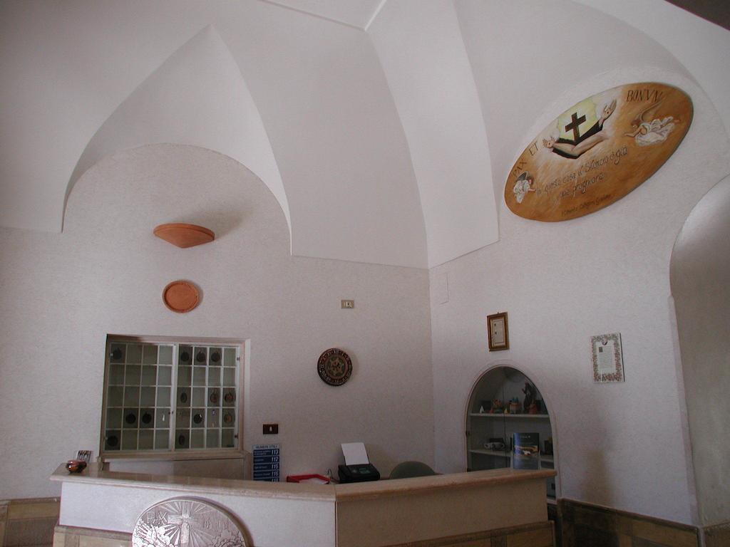 Eremo Hotel Casa Del Sorriso 埃里切 外观 照片