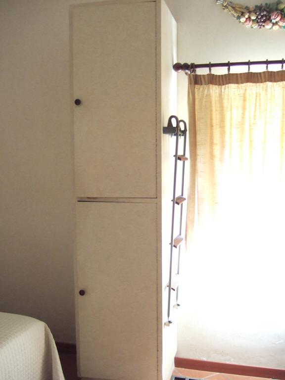 Eremo Hotel Casa Del Sorriso 埃里切 客房 照片
